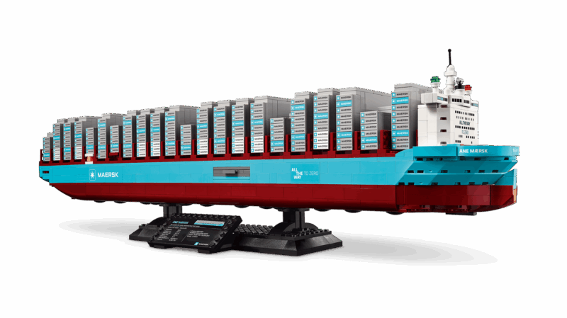 A LEGO vessel
