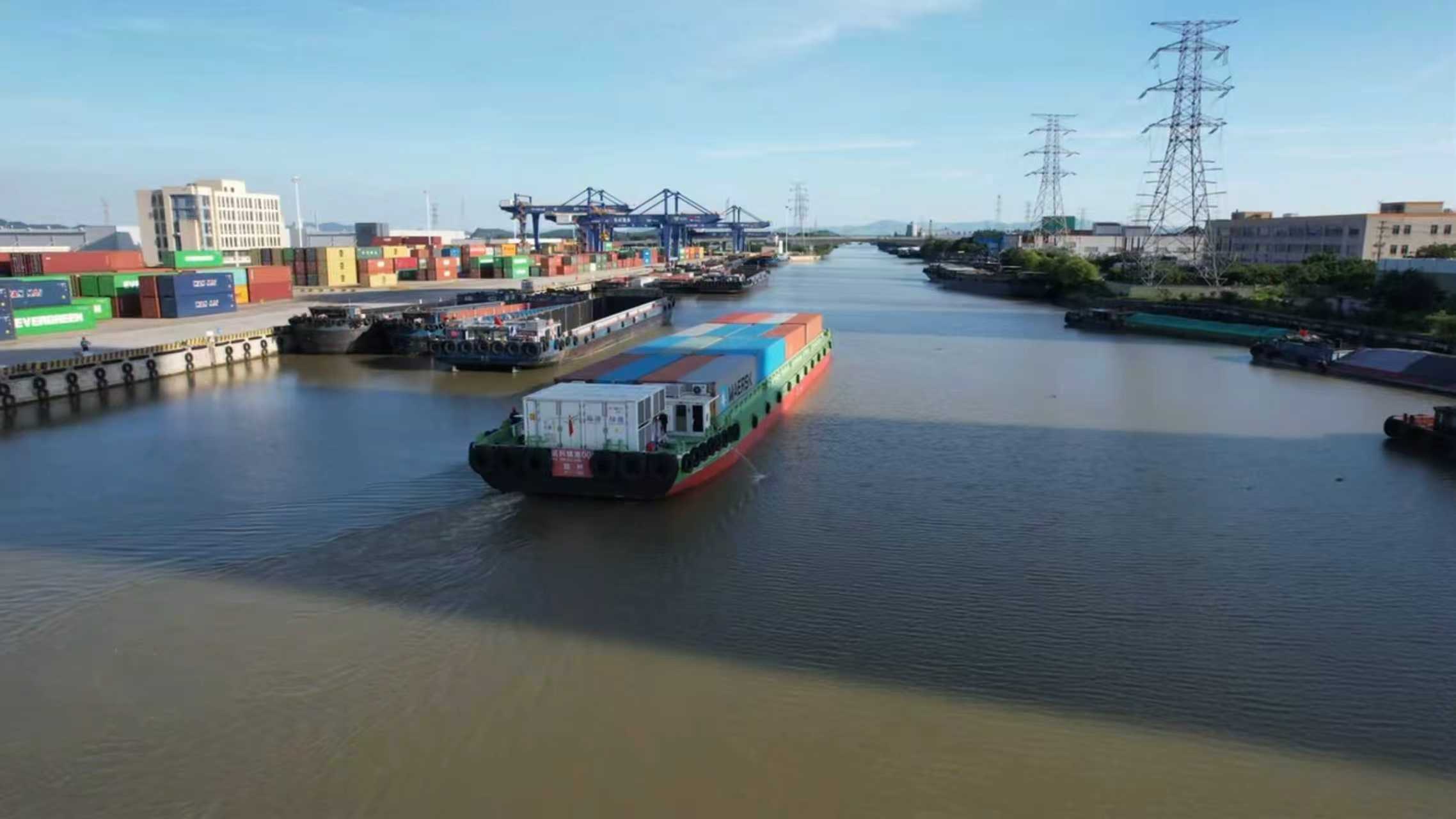 Inland waterway transport in Huzhou
