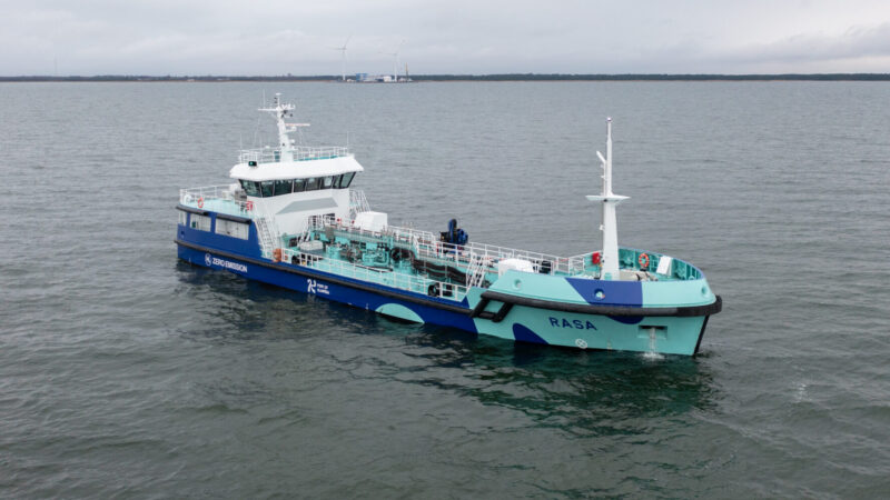EST-Floattech delivered battery systems for a set of three vessels