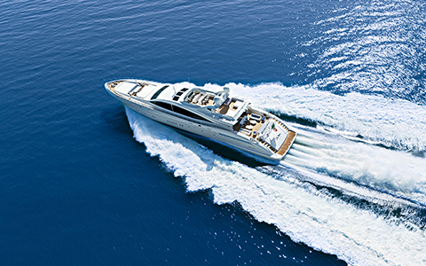 The Overmarine Mangusta 165: Almost all yachts in the Overmarine fleet are powered by mtu engines