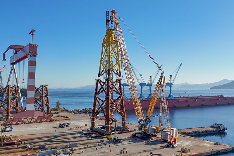 liebherr-2500-tonne-crane-south-korea